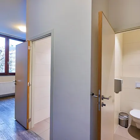 Hi Generation Europe Hostel Sint-Jans-Molenbeek